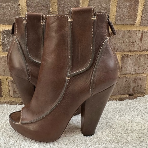 Givenchy Leather Open Toe Heeled Ankle Booties - Picture 4 of 11